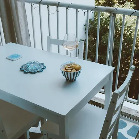 Cocon Grec - à 2 Min, Calme, Arboré&clim Appartement La Grande Motte